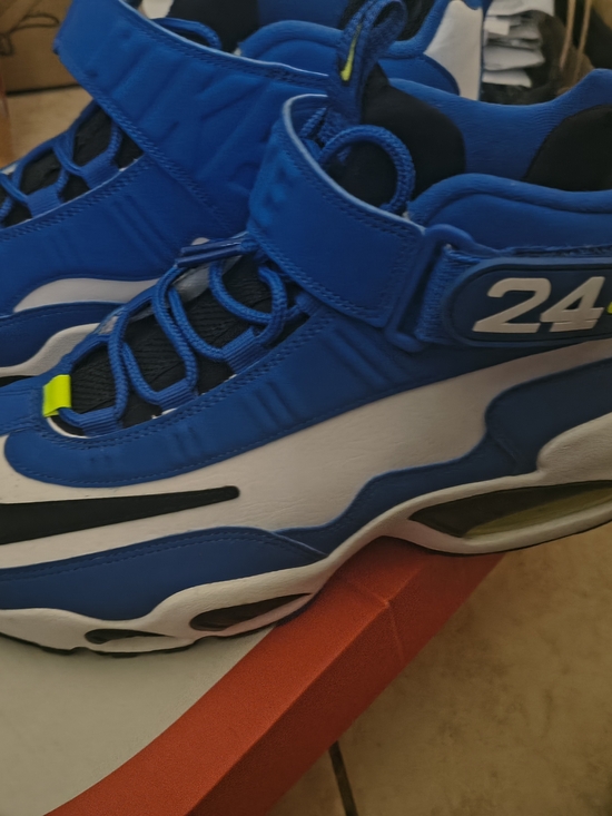 Nike Griffey Max Blue and White Men\'s Athletic Sneakers with Neon Accent main image 4